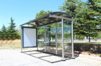 Abri de bus en acier inoxydable personnalisé de haute qualité certifié ISO, boîte lumineuse LED, design rectangulaire, signalisation publicitaire extérieure pour arrêt de bus