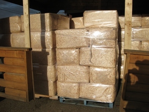 Prix très compétitif : Fournisseur de sciure de bois en vrac, biomasse industrielle, combustible, sciure de bois / blocs de sciure de bois - Product Image 4