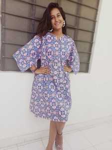 Bleu-lavande Floral Design pur coton Kurti main bloc imprimé été tenue décontracté une pièce court haut bouton décoration gratuit - Product Image 2