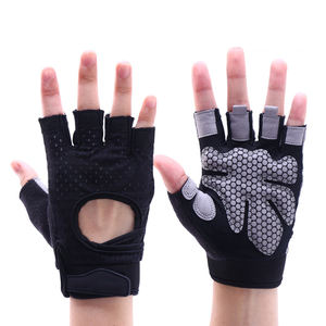 Gants de gymnastique respirants avec logo personnalisé pour hommes et femmes Gants de fitness pour l'entraînement d'haltérophilie et la musculation - Product Image 5