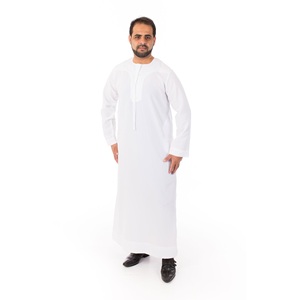 Nouveau Style hommes Thobe longue longueur élégant Thobes vêtements traditionnels musulmans Thobes personnalisés - Product Image 3