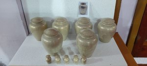 Urna de cremación clásica para cenizas, suministros funerarios de alta calidad de latón hechos a mano, fabricante indio, tasa al por mayor - Product Image 4