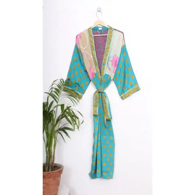 Vintage Zijde Moederschap Gown Zijde Patchwork Bloemen Kimono Kamerjas Boho Gewaden Beachwear Indian Gerecycled Saree Kimono Jurk
