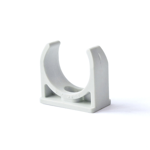 คลิปท่อไฟฟ้าพีวีซี20มม. มีความยืดหยุ่นข้อต่อเหล็กชุบสังกะสี upvc - Product Image 1