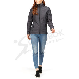 Chaqueta Softshell personalizada de alta calidad para mujer, cuello alto, nuevo diseño, impermeable, a prueba de viento, transpirable, para exteriores, con cremallera ligera - Product Image 3