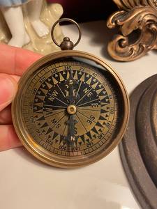 Hải lý cổ nhỏ đồng thau la bàn với mặt sau khắc (vì vậy bạn có thể) mở mặt la bàn. - Product Image 4
