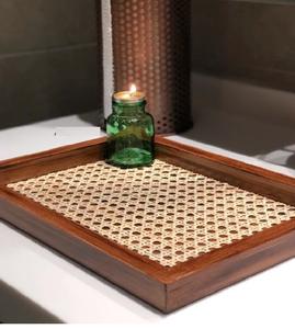 Bandeja de ratán marrón oscuro con acabado tejido Bandeja para servir comida elegante y elegante Perfecta para la decoración Eid y la decoración del hogar - Product Image 3