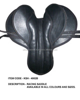 Selles de course de chevaux en cuir et matière synthétique