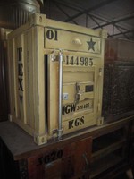 Meuble de chevet vintage industriel en fer et métal du fabricant indien pour appartement ou chambre à coucher à usage domestique