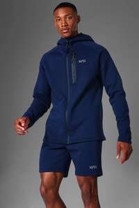 Chándal de poliéster de dos piezas con logotipo personalizado 2022 para mujer, estilo informal térmico transpirable de secado rápido para verano - Product Image 6