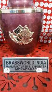 Brassworld India's Bellamente Rosa Grabado Latón Cremación Urna Suministros funerarios para adultos - Product Image 2