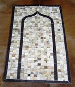 Alfombra de Oración Musalla de Cuero Genuino HAIRON, Diseño de Cuadrados Blancos y Negros, 2.5x4.0 Pies Cuadrados, Logotipo Personalizable, Alta Calidad - Product Image 6