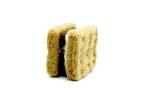 "Galletas Sandwich de fieltro"-"Galletas S' Mores de 4X6 Cm"-"Galletas S' Mores hechas a mano" - Product Image 4