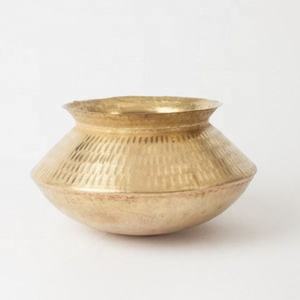 Vase à fleurs antique en métal artisanal Design martelé antique Casserole de meilleure qualité Vente à chaud Décoration de mariage Vases en métal - Product Image 1