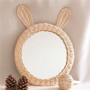 Espejo de ratán marrón Diseño hecho a mano Perfecto para baño y decoración del hogar Acentos para colgar en la pared Calidad superior - Product Image 2