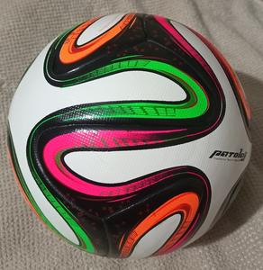 Nuevo Patolay RTB 8707 Thermal PU Balón de entrenamiento de fútbol Tamaño 5 Blanco con diseño personalizado y vejiga de goma - Product Image 3