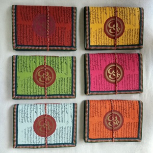 Bền vững gifting tùy chọn tái chế Sari vải lụa bao phủ máy tính xách tay 100 sheets Loose-Leaf xoắn ốc ràng buộc <span class=keywords><strong>A5</strong></span> da PVC <span class=keywords><strong>PP</strong></span> - Product Image 4