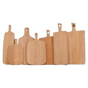 Tabla de cortar de madera de mango rectangular, múltiples diseños para utensilios de cocina, Agujero colgante y para servir pizza o comida - Product Image 1
