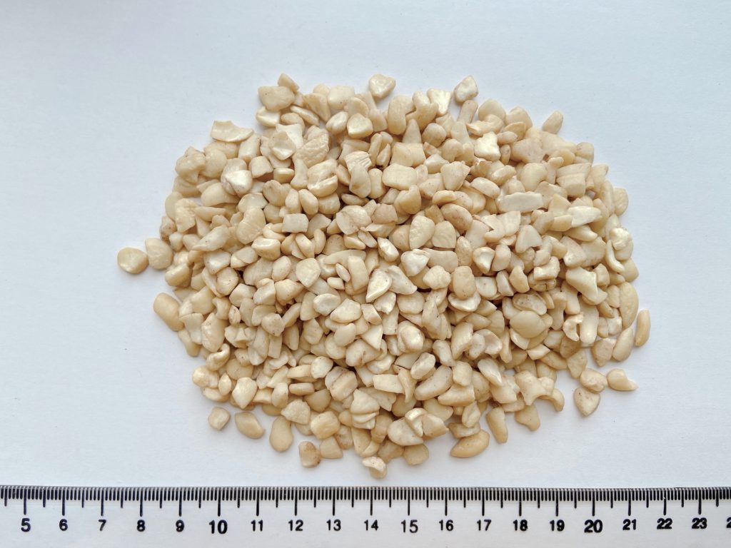 Vietnam Whole Cashew Kernels WW240 WW320 - BEST PRICE  (Milcah: +84965521999)