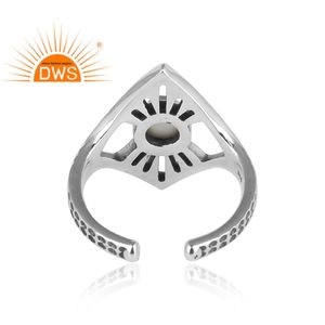 Bague en argent 925 texturé oxydé antique avec pierre précieuse en perle blanche, bague ajustable, fournisseur de bijoux, collection classique - Product Image 4