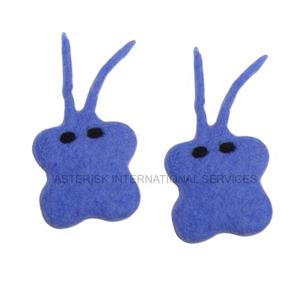 Adorno de mariposa de lana de Nueva Zelanda hecho a mano 100%, técnica de fieltro húmedo ecológica, decoración navideña, suministros de artesanía - Product Image 3