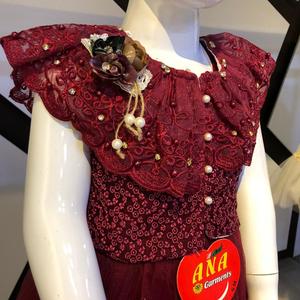 ชุดเดรสผ้าซาตินแฟนซีสำหรับเด็กพร้อมที่คาดผมเสื้อถักแบบเรียงตามลำดับสำหรับชุดปาร์ตี้คอลเลกชันใหม่ฤดูใบไม้ผลิ - Product Image 4