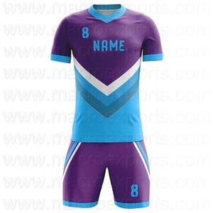 Uniformes d'équipe de football Uniformes de football sublimés Maillots de football personnalisés Chemises et shorts pour jeunes - Product Image 5