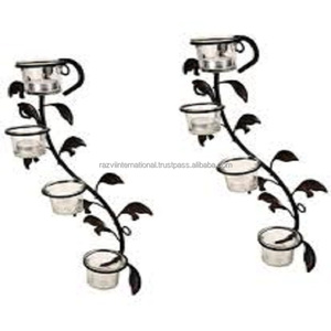 Candelabro de Pared de Metal Hecho a Mano, Diseño de Hojas Negras para Decoración del Hogar, Ocasiones de Pascua, Material de Hierro, Empaquetado en Caja - Product Image 1