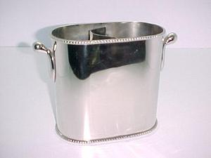 Stainless Steel Hammered <b>Ice</b> <b>Bucket</b> with Lid for Bar Usage Luxury Modern <b>Ice</b> <b>Bucket</b> with Shiny Polish Indian Handmade <b>Ice</b> <b>Bucket</b> - Product Image 6