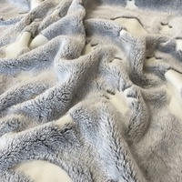 Vente chaude 100% Polyester lueur dans le noir flanelle canapé-lit couverture lumineuse tissu pure chaîne organique pour vêtements de nuit pour les filles