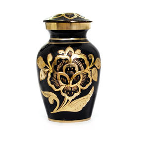 Venta al por mayor precios razonables latón recuerdo cremación urnas nuevo diseño metal recuerdo urnas de la India - Product Image 3