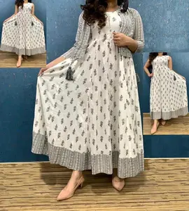 Vrouwen Lange Katoen Gedrukt Gown Met Gedrukt Chiffon Dupatta Indian Kurti Gown