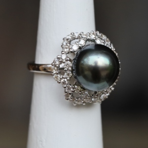 Anillos de perlas Vintage para mujer, anillo de personalidad de boda hecho a mano a la moda, joyería fina, anillo de flor de diamante de oro blanco para ella - Product Image 2