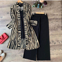 Damen Kurtis Sexy Baumwolle Reyon Seide Satin Short Plus Size Mit Gürtel Hersteller Großhandel Günstige Rate Indien Ethnische Tunika Print Bekleidung