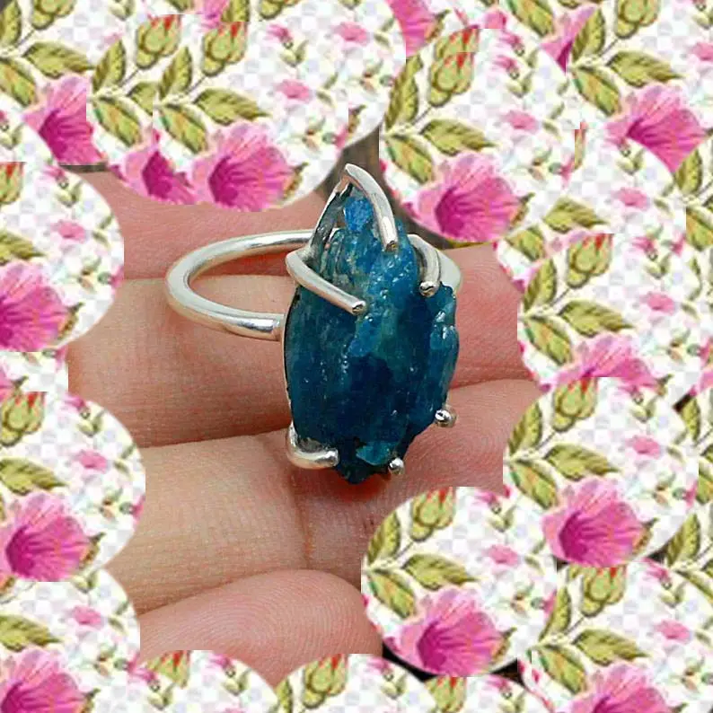 Good Looking Apatite Oval Shaped Gems Ring Special Gift 925 Silver Prong Setting Ring For Promise Gift Ring Jewelry