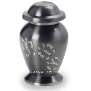 โกศเก็บอัฐิสไตล์อเมริกันคลาสสิกใหม่ KAYNA EXPORT สำหรับเก็บอัฐิ ขายดี ดีไซน์ใหม่ สลักลายสวยงาม ขนาดเล็ก - Product Image 2