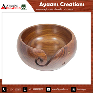 AYAANS-Cuenco de madera decorativo para el hogar, soporte de madera de pino grabado hecho a mano para regalo de Navidad, arte y decoración - Product Image 2
