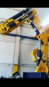 Grúa de brazo de nudillo montada en camión, 10 toneladas, PUMA PMA 230 - Product Image 3