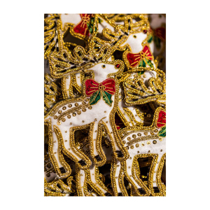 Ornement suspendu en forme de cerf, fabrication artisanale, ornement en zari - Product Image 1