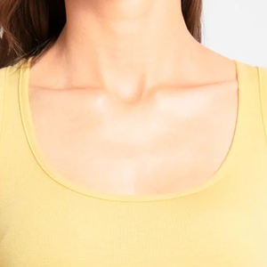 Vente en gros Débardeur Skinny Fit personnalisé Séchage rapide Respirant Coton Yoga Stretch Workout Singlet Casual Sport Style pour Gym - Product Image 3