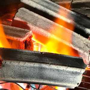 Barbacoa de carbón de aserrín-Exportación de alta calidad a Japón/Arabia Saudita/Emiratos Árabes Unidos Contacto 84911735511 - Product Image 2