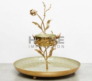 Diseño de lujo Metal Craft 2 Tier Fancy Cake Stand Vajilla Cake Serving Stand Fruits Server Cupcake Stand en precio asequible - Product Image 6