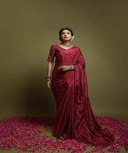 Ropa de fiesta bordada pesada, nueva colección, todos los tamaños y colores, tela de red bordada, ropa de mujer india, Sari listo con ropa - Product Image 2