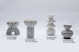 Jarrones de Flores de Cerámica Españoles de Forma Redonda, Diseño Contemporáneo, Tamaño Personalizable, para Mesa - Product Image 5