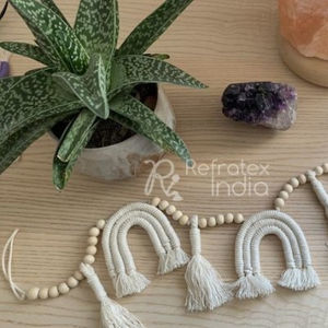 พวงมาลัยตกแต่งบ้าน - Product Image 1