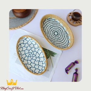 Exportateur en vrac du Vietnam pendaison de crémaillère présente en céramique et rotin tissé à la main plateau de service décor de Table stockage des aliments - Product Image 3