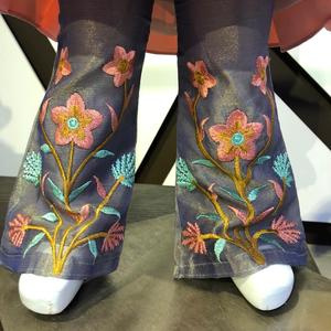 ชุดเสื้อสวมหัวผ้าซาตินพิมพ์ลายดอกไม้ที่ออกแบบมาอย่างสวยงามสำหรับฤดูใบไม้ผลิขอบชุบและเครื่องจับผมสำหรับเด็กทารกหญิง - Product Image 6