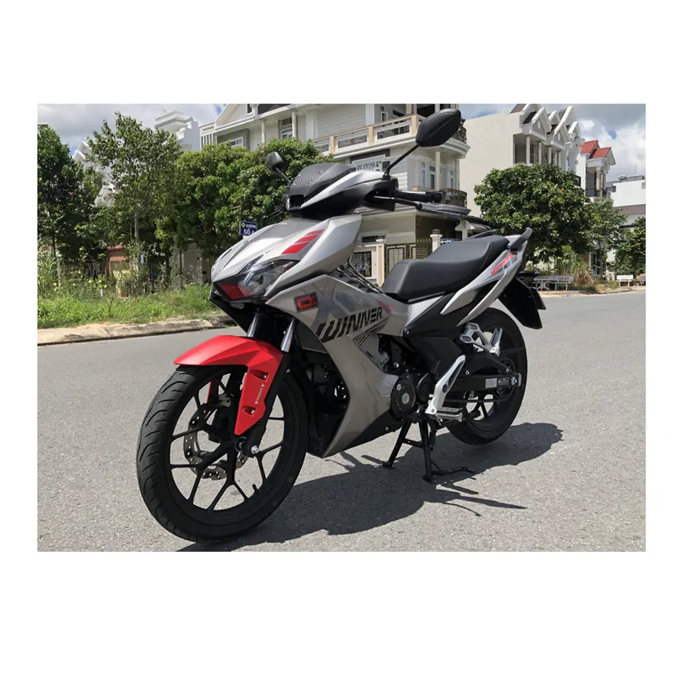 Made In Việt Nam Thể Thao Xe Máy 150cc ( Hondav Win-Ner X 2019) Bạc Màu Đỏ Đen.