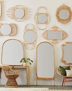 Miroir mural soleil rond en rotin minimaliste contemporain avec cadre vintage et couleur personnalisée pour salle de bain - Product Image 3