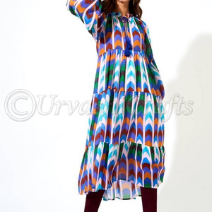 เดรสชายหาดแขนยาวทรงหลวม,ชุดกระโปรงคอตตอน100% พิมพ์ลายมัดเน็คไทแขนยาวทรงหลวม - Product Image 1